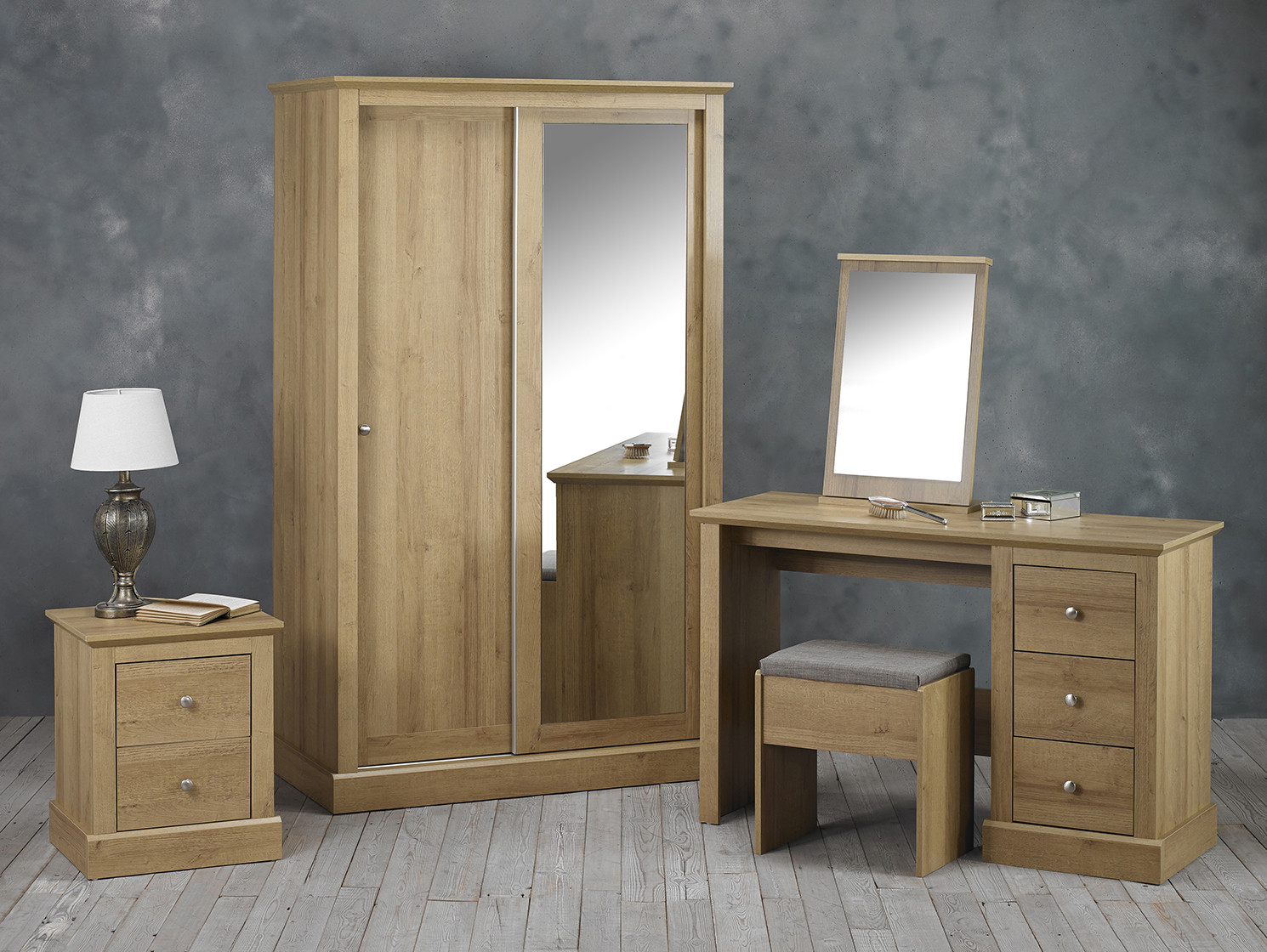 Devon Oak Double Sliding Wardrobe